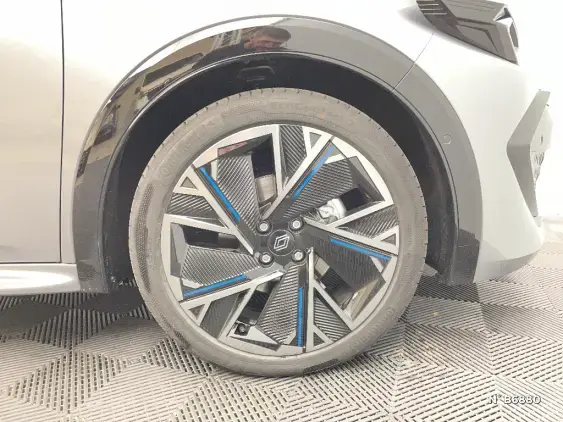 RENAULT CLIO VI - voiture de démonstration - Photo 8