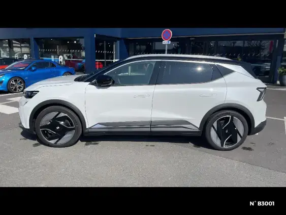 RENAULT SCENIC V ELECTRIQUE - voiture de démonstration - Photo 2