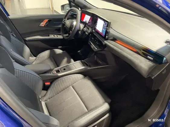 RENAULT CLIO VI - voiture de démonstration - Photo 10