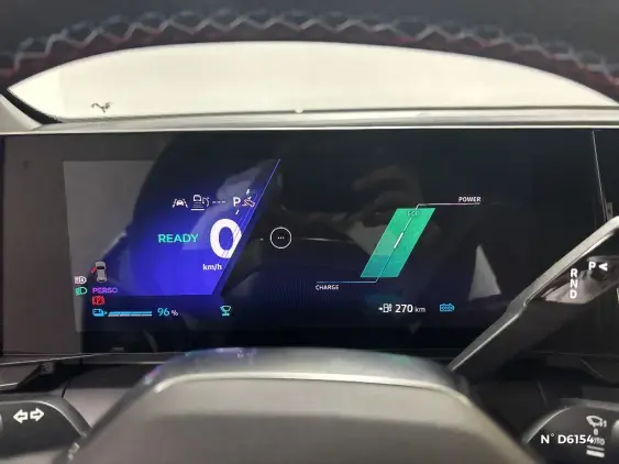 RENAULT MEGANE V - voiture de démonstration - Photo 12