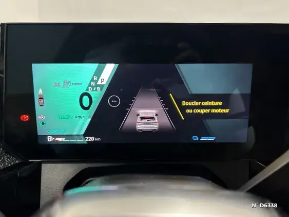 RENAULT CLIO VI - voiture de démonstration - Photo 12