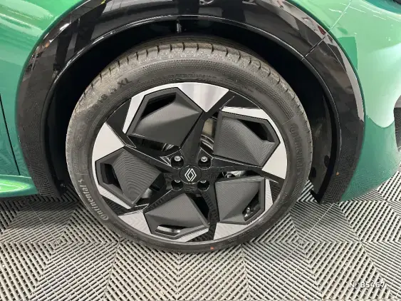 RENAULT CLIO VI - voiture de démonstration - Photo 8