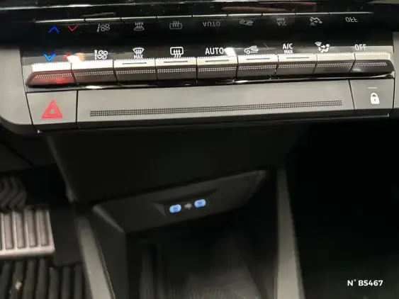 RENAULT CLIO VI - voiture de démonstration - Photo 15