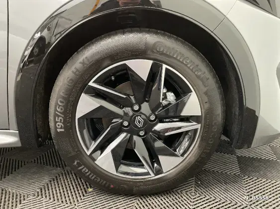 RENAULT CLIO VI - voiture de démonstration - Photo 8