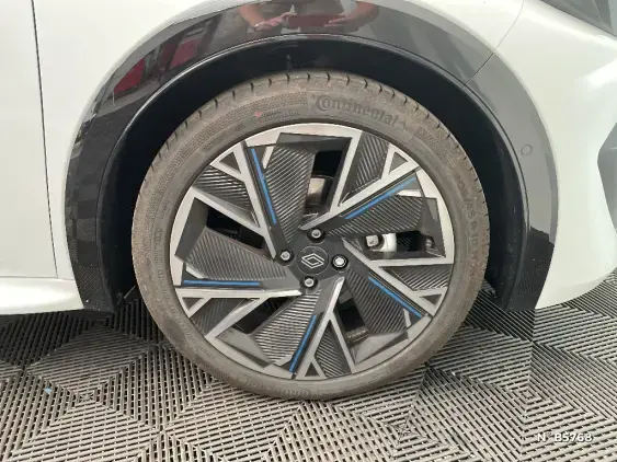 RENAULT CLIO VI - voiture de démonstration - Photo 8