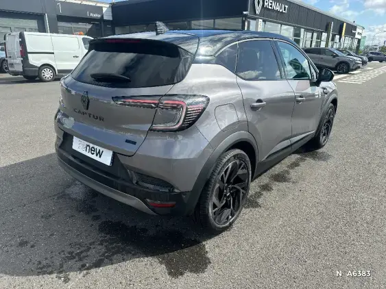 RENAULT CAPTUR II - voiture de démonstration - Photo 4