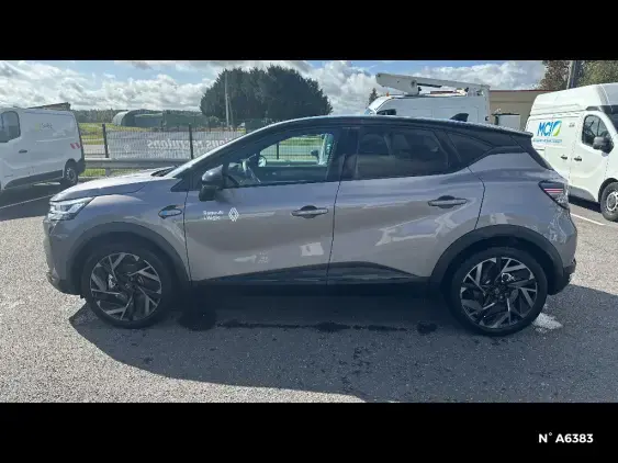 RENAULT CAPTUR II - voiture de démonstration - Photo 2