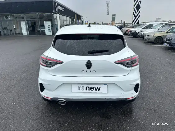 RENAULT CLIO V - voiture de démonstration - Photo 6