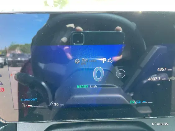 RENAULT CLIO VI - voiture de démonstration - Photo 12