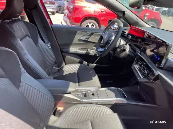 RENAULT CLIO VI - voiture de démonstration - Photo 10