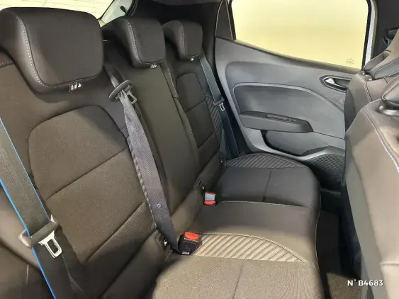 RENAULT CLIO V - voiture de démonstration - Photo 11