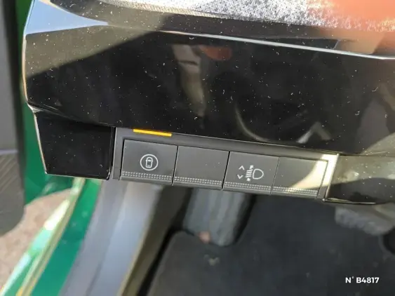 RENAULT CLIO VI - voiture de démonstration - Photo 15