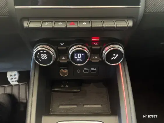 RENAULT CLIO V - voiture de démonstration - Photo 15