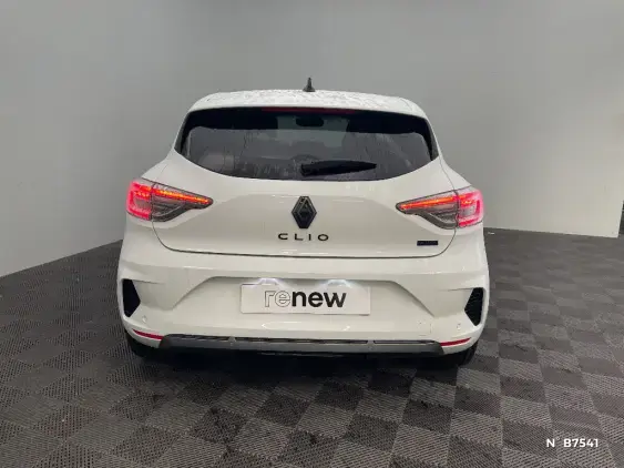 RENAULT CLIO V - voiture de démonstration - Photo 6