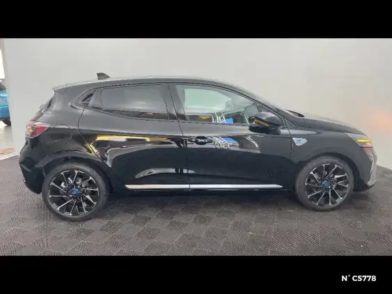 RENAULT CLIO V - voiture de démonstration - Photo 5