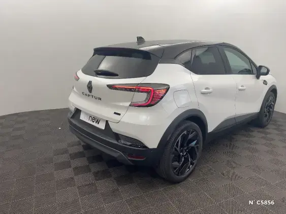 RENAULT CAPTUR II - voiture de démonstration - Photo 4