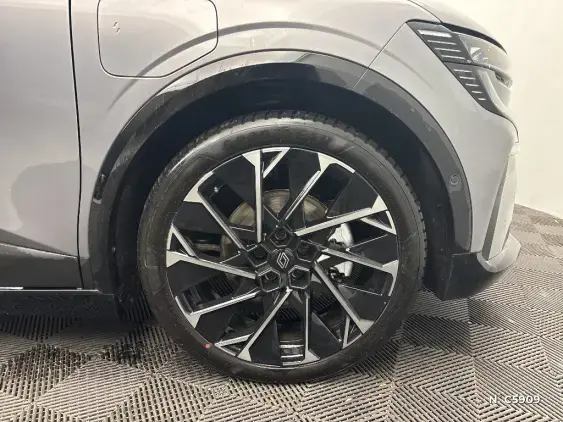 RENAULT MEGANE V - voiture de démonstration - Photo 8