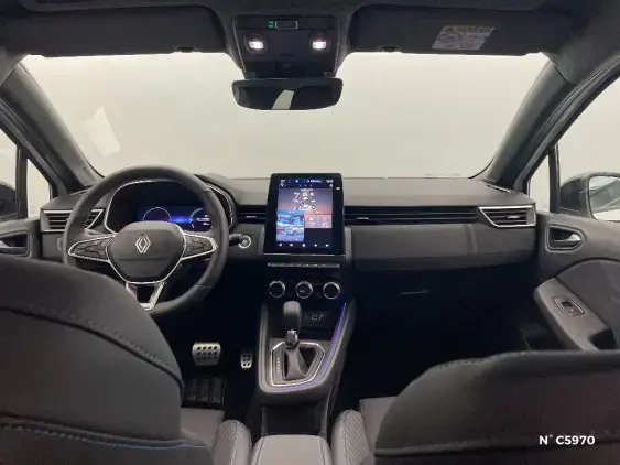 RENAULT CLIO V - voiture de démonstration - Photo 9