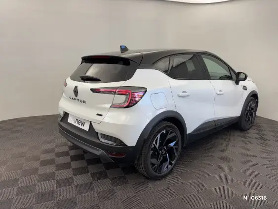 RENAULT CAPTUR II - voiture de démonstration - Photo 4