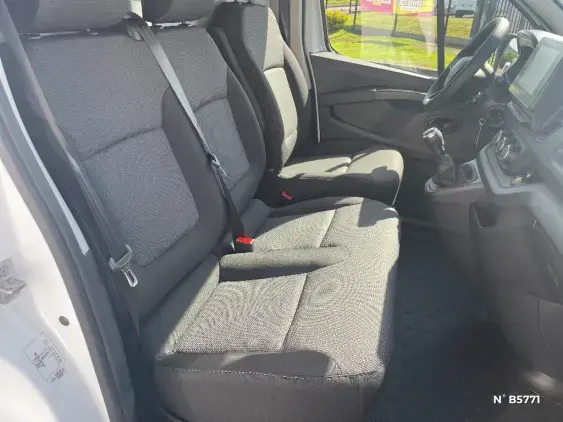 RENAULT TRAFIC FG III - voiture de démonstration - Photo 10