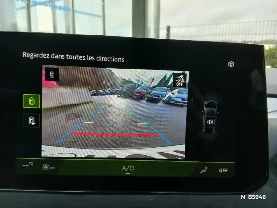 RENAULT CLIO VI - voiture de démonstration - Photo 14