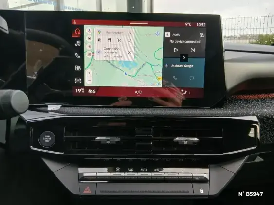 RENAULT CLIO VI - voiture de démonstration - Photo 13