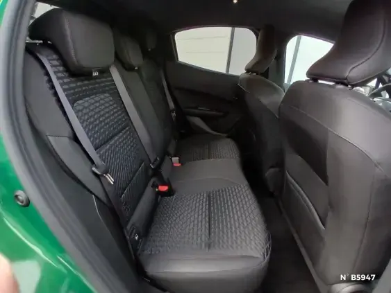 RENAULT CLIO VI - voiture de démonstration - Photo 11