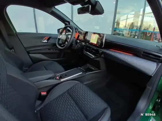 RENAULT CLIO VI - voiture de démonstration - Photo 10