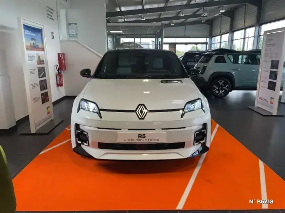 RENAULT 5 III - voiture de démonstration - Photo 3
