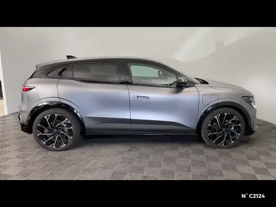 RENAULT MEGANE V - voiture de démonstration - Photo 5