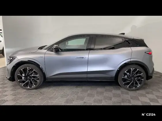 RENAULT MEGANE V - voiture de démonstration - Photo 2