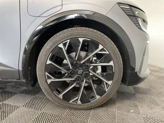 RENAULT MEGANE V - voiture de démonstration - Photo 8