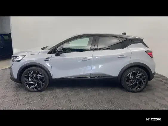 RENAULT CAPTUR II - voiture de démonstration - Photo 2