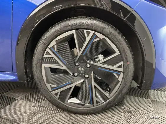 RENAULT CLIO VI - voiture de démonstration - Photo 8