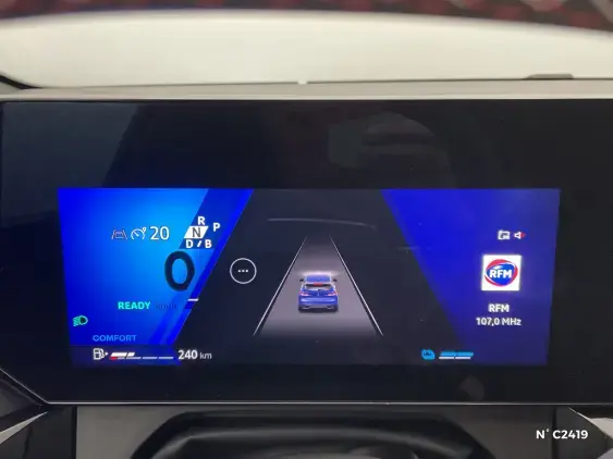 RENAULT CLIO VI - voiture de démonstration - Photo 12