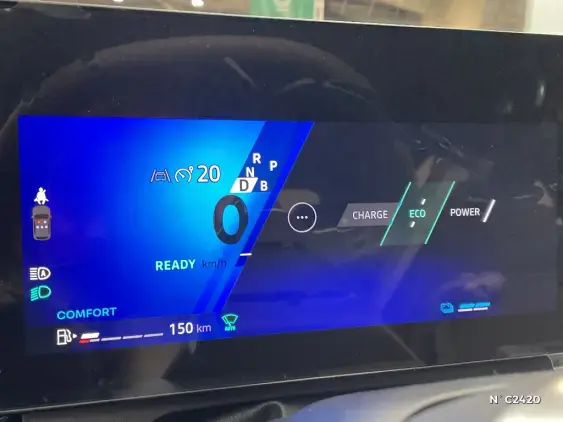 RENAULT CLIO VI - voiture de démonstration - Photo 12