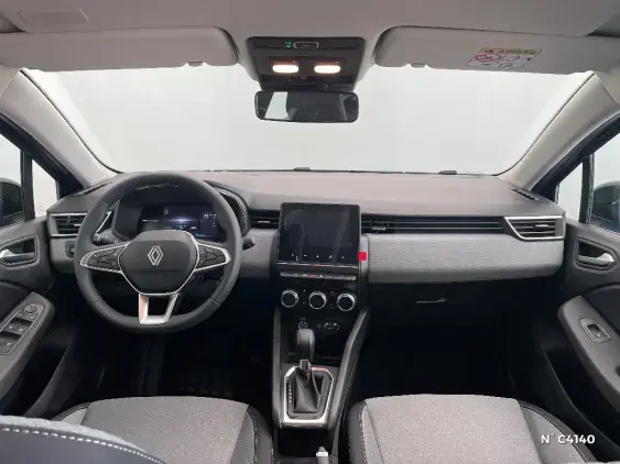 RENAULT CLIO V - voiture de démonstration - Photo 9