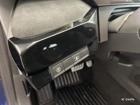 RENAULT CLIO VI - voiture de démonstration - Photo 15