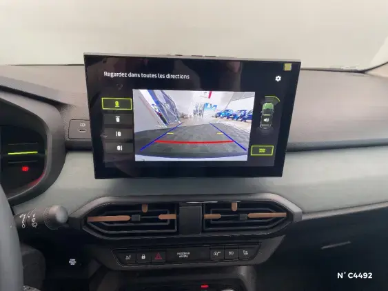 DACIA SANDERO III - voiture de démonstration - Photo 14