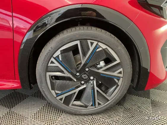 RENAULT CLIO VI - voiture de démonstration - Photo 8