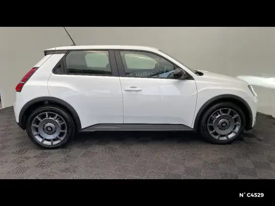 RENAULT 5 III - voiture de démonstration - Photo 5