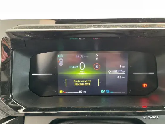 RENAULT CLIO VI - voiture de démonstration - Photo 12