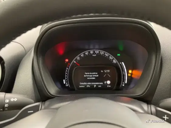 TOYOTA AYGO X - voiture de démonstration - Photo 12