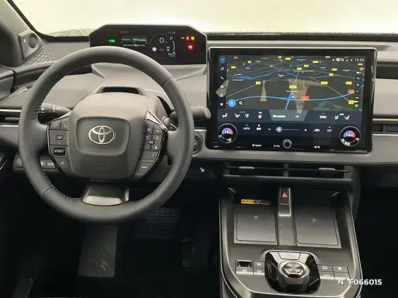 TOYOTA BZ4X - voiture de démonstration - Photo 13