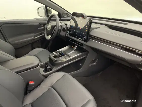 TOYOTA BZ4X - voiture de démonstration - Photo 10