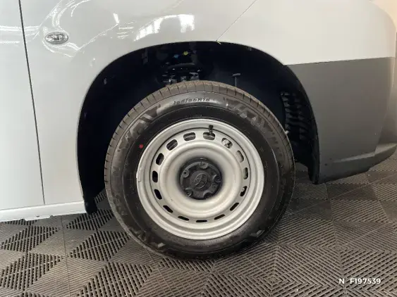 TOYOTA PROACE CITY - voiture de démonstration - Photo 8