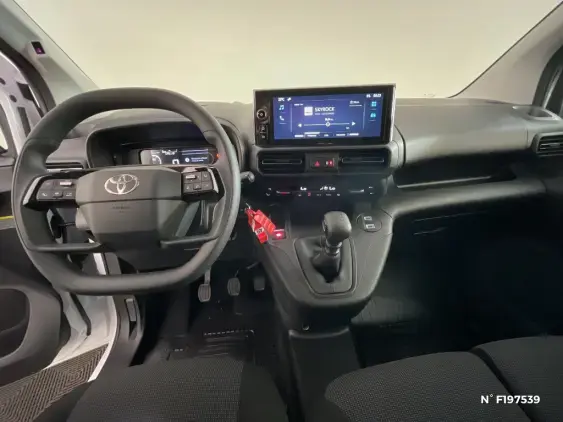 TOYOTA PROACE CITY - voiture de démonstration - Photo 9