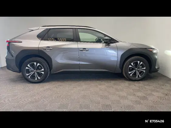 TOYOTA BZ4X - voiture de démonstration - Photo 5