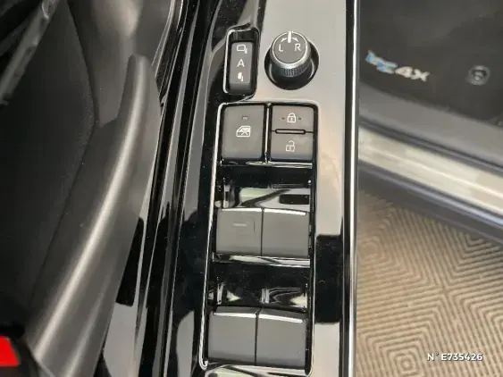 TOYOTA BZ4X - voiture de démonstration - Photo 26