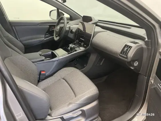 TOYOTA BZ4X - voiture de démonstration - Photo 10